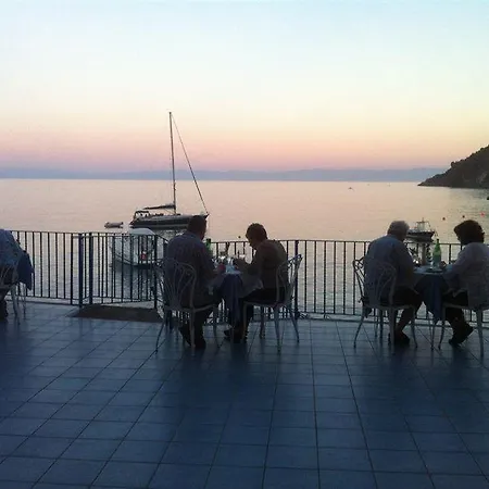 Hotel Rocce Azzurre