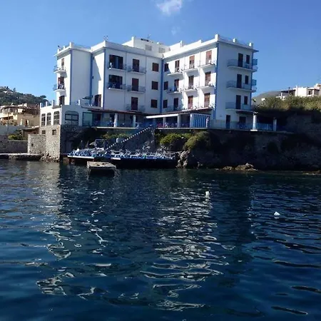 Rocce Azzurre Hotel