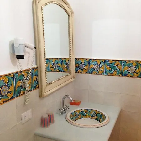 Rocce Azzurre Otel 3*