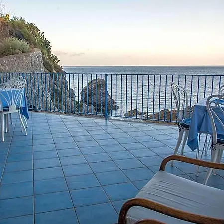Hotell Rocce Azzurre
