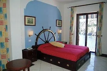 Rocce Azzurre Lípara