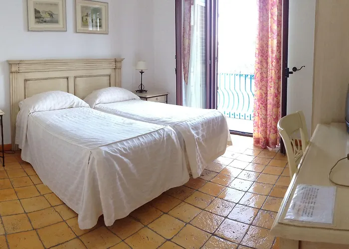 Hotel Rocce Azzurre 3*